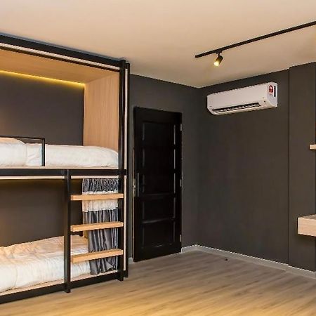Rumah Tetamu Bunk Bunk Malacca Kültér fotó